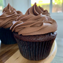 Load image into Gallery viewer, Chocolate Cupcakes