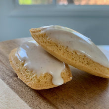 Load image into Gallery viewer, Tangerine Madeleines